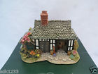 The Lucky Horse Shoe Lilliput Lane Cottage